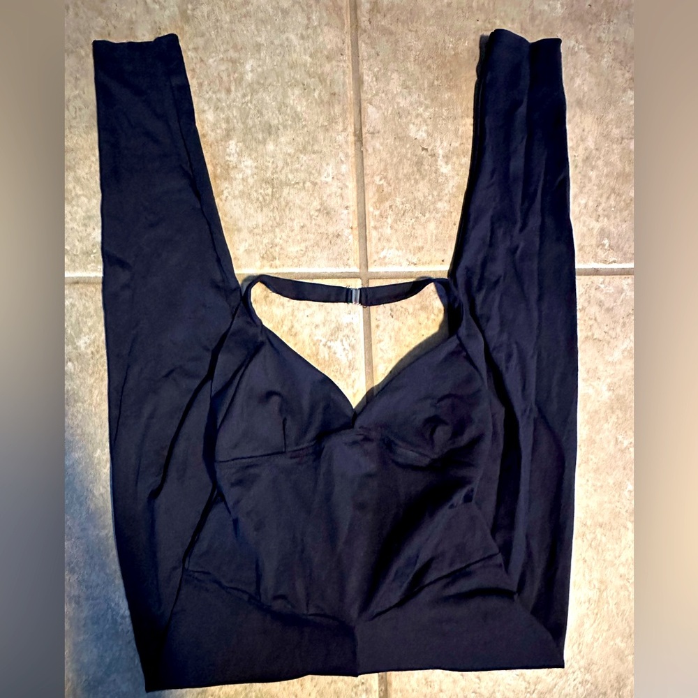 Sexy Booty Scrunch black backless bodysuit